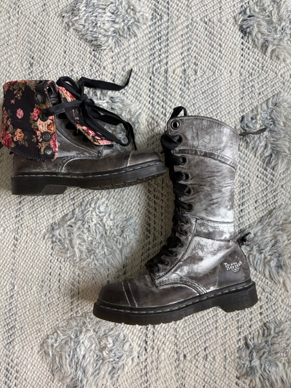 Dr. Martens Triumph